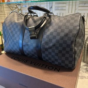 Louis Vuitton 
Keepall Bandoulière 45